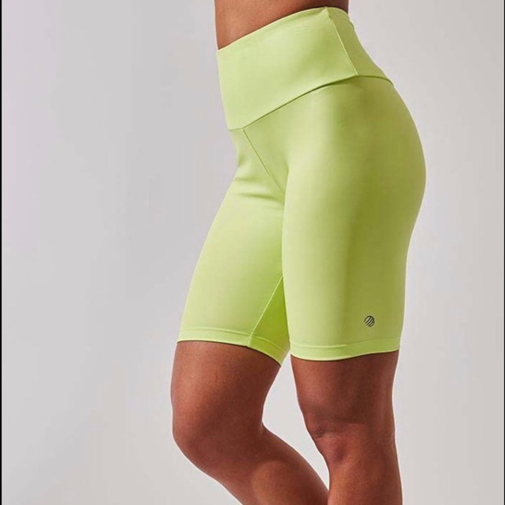 MPG Push High Waisted Biker Short- never worn